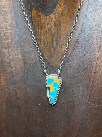 Lightning Bolt Kingman Turquoise Necklace 3